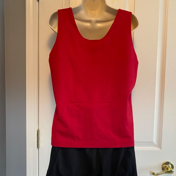 BUY 2 ITEMS GET 1 FREE - Chico’s Red Tank Top Sz 12 - Picture 3 of 6